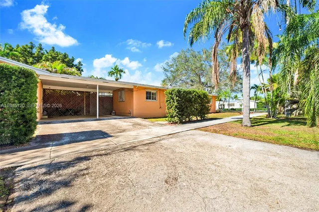 $1,597,000 | 5700 Southwest 45th Terrace, Miami, FL 33155