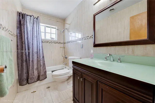 $1,597,000 | 5700 Southwest 45th Terrace, Miami, FL 33155