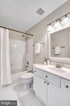 $899,000 | 309 Ayrlee Avenue Northwest, Leesburg, VA 20176