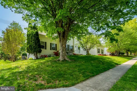 $899,000 | 309 Ayrlee Avenue Northwest, Leesburg, VA 20176