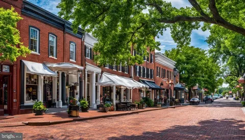 $899,000 | 309 Ayrlee Avenue Northwest, Leesburg, VA 20176