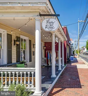 $899,000 | 309 Ayrlee Avenue Northwest, Leesburg, VA 20176