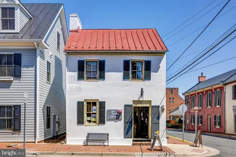 $899,000 | 309 Ayrlee Avenue Northwest, Leesburg, VA 20176