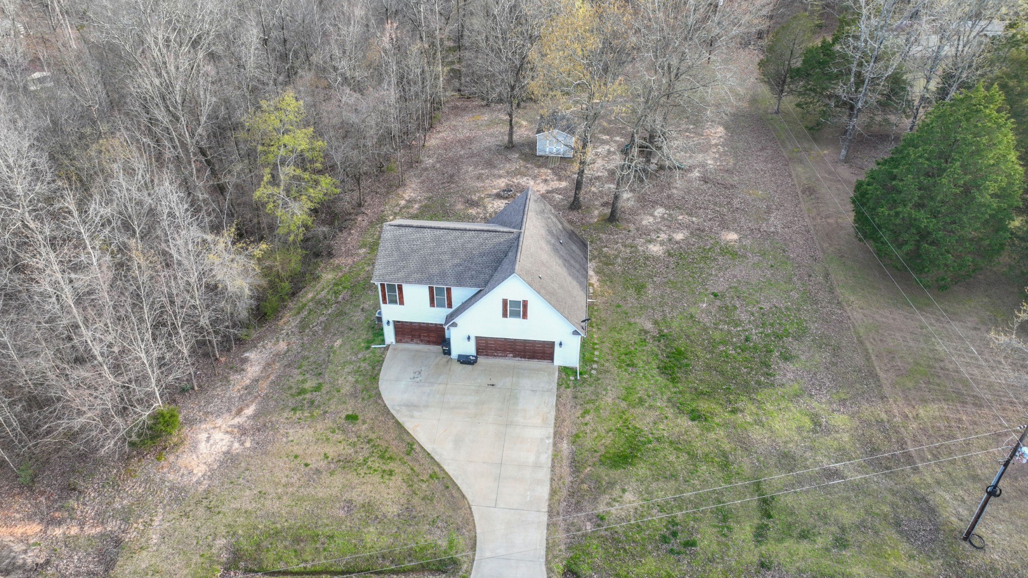 182 Lohrig Road Jackson, TN 38301 - Photo 4 of 25 a view of a house with a yard