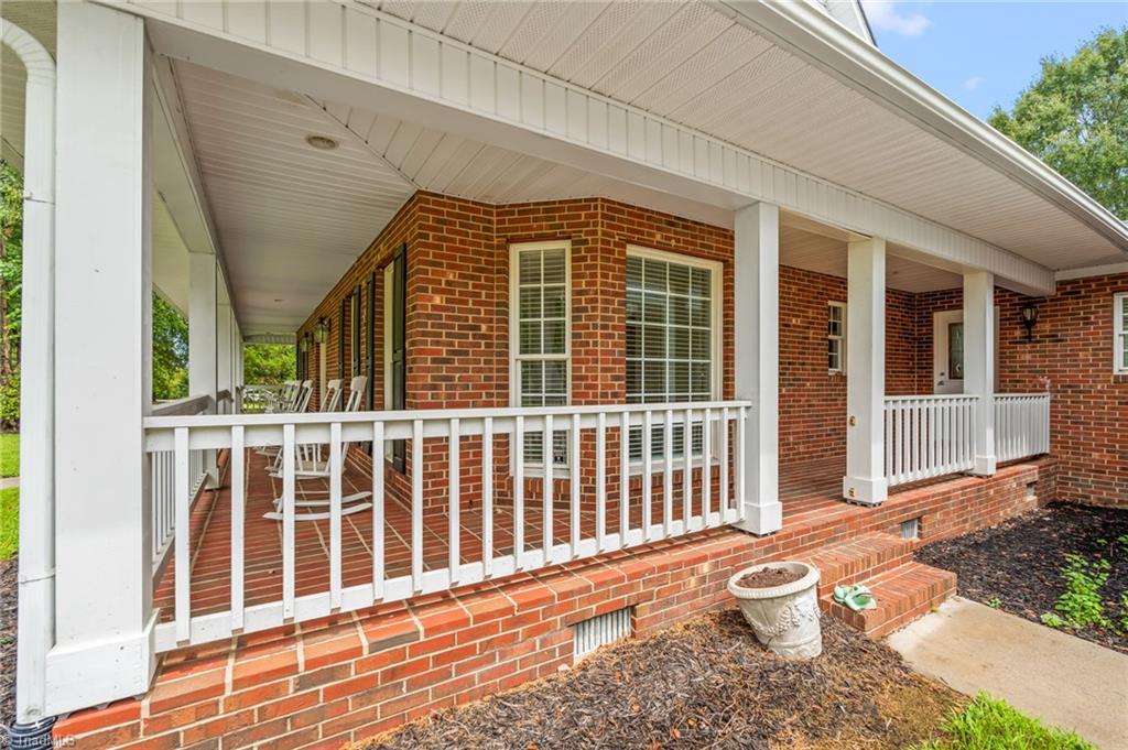 6205 Modlin Grove Road High Point, NC 27263 - Photo 6 of 50 Gallery Image 6