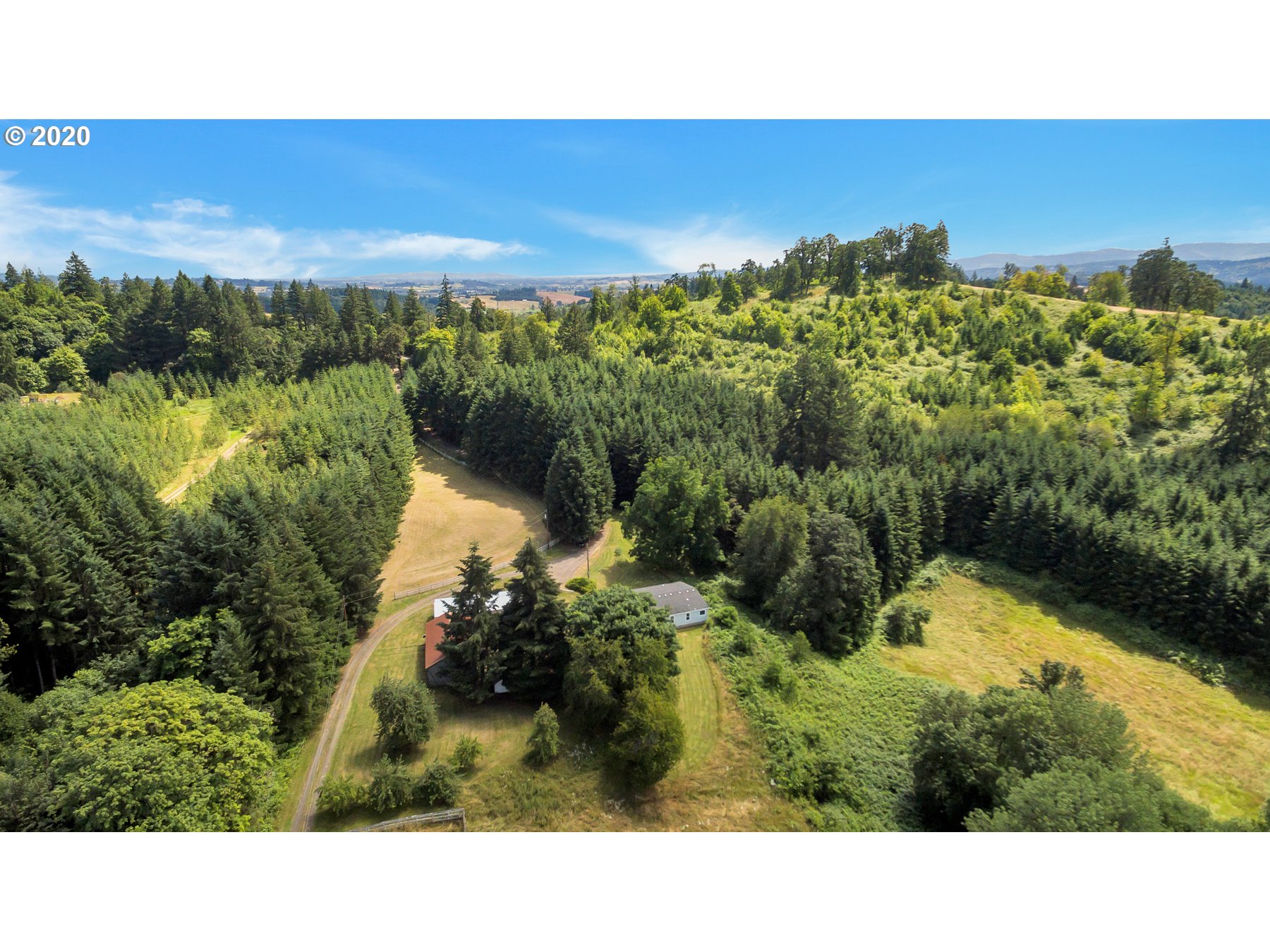 6990 Northwest Canyonview Road Gaston, OR 97119 - Photo 27 of 32 a view of a city