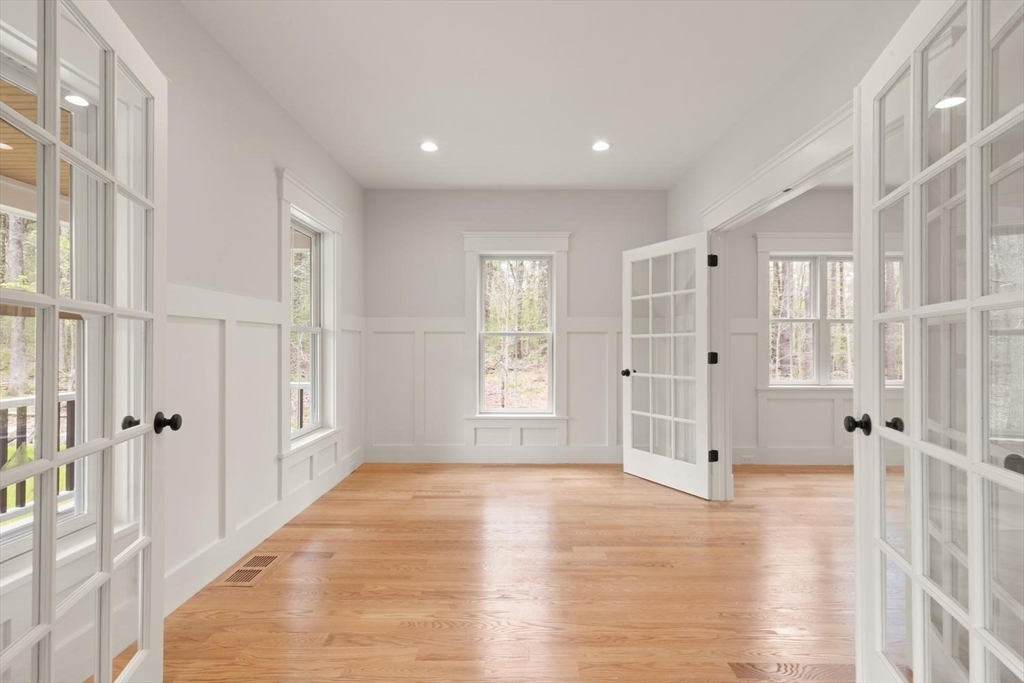 16 R Eldor Drive Walpole, MA 02071 - Photo 16 of 40