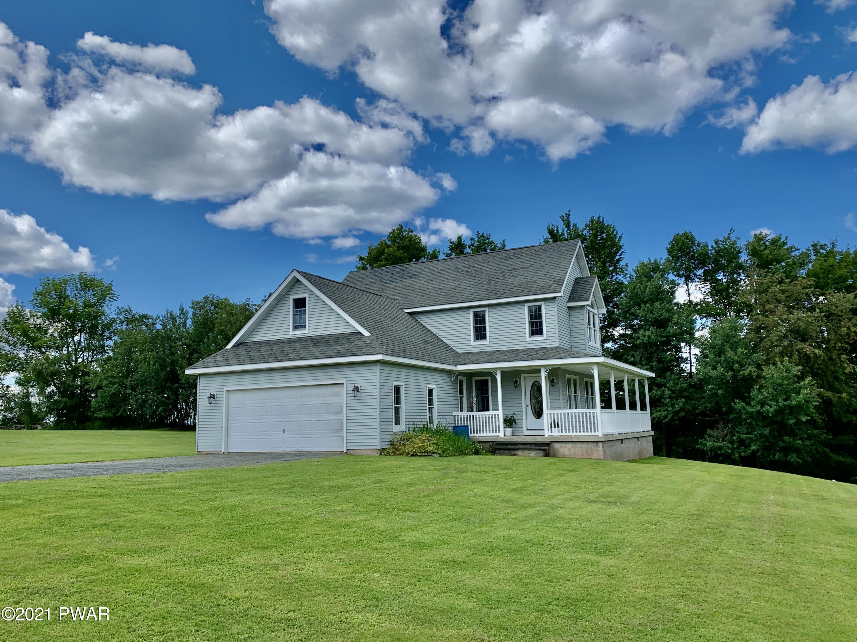 369 Watts Hill Road Honesdale, PA 18431 - Photo 4 of 39