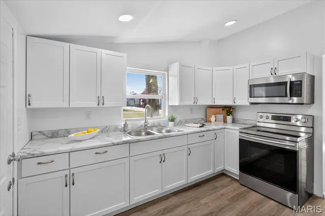 $142,000 | 900 North Church Street, Belleville, IL 62220