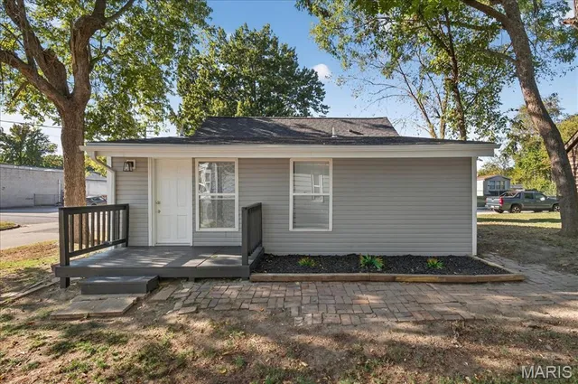 $142,000 | 900 North Church Street, Belleville, IL 62220