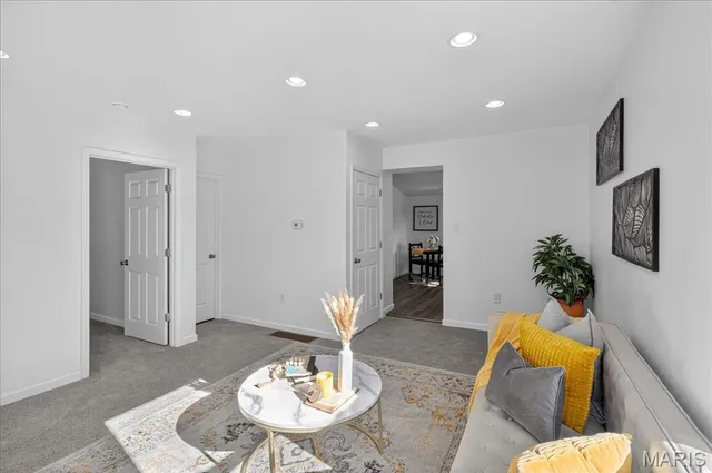 $142,000 | 900 North Church Street, Belleville, IL 62220