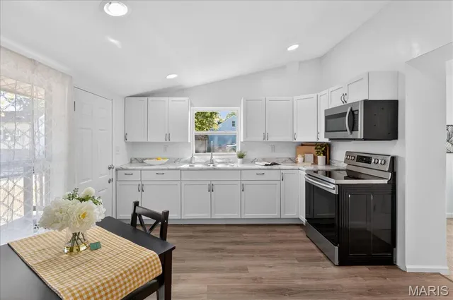 $142,000 | 900 North Church Street, Belleville, IL 62220