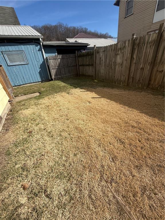 302 Neubert Street Kittanning, PA 16201 - Photo 21 of 23 a view of a backyard of the house