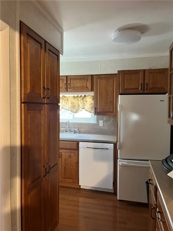 38 Sweet Avenue Woonsocket, RI 02895 - Photo 7 of 19