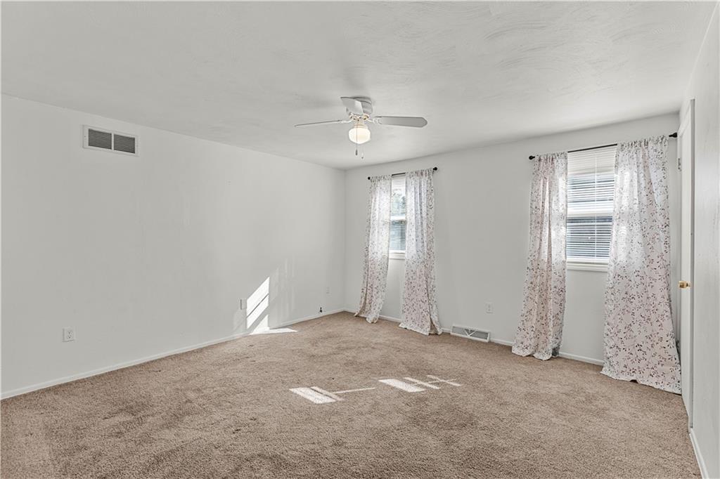 1109 Rankin Road White Oak, PA 15131 - Photo 15 of 29 Gallery Image 15