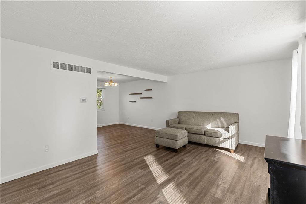 1109 Rankin Road White Oak, PA 15131 - Photo 4 of 29 Gallery Image 4