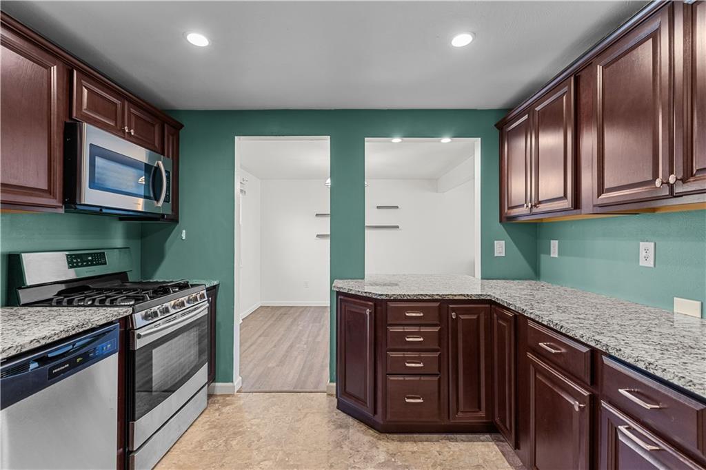 1109 Rankin Road White Oak, PA 15131 - Photo 10 of 29 Gallery Image 10
