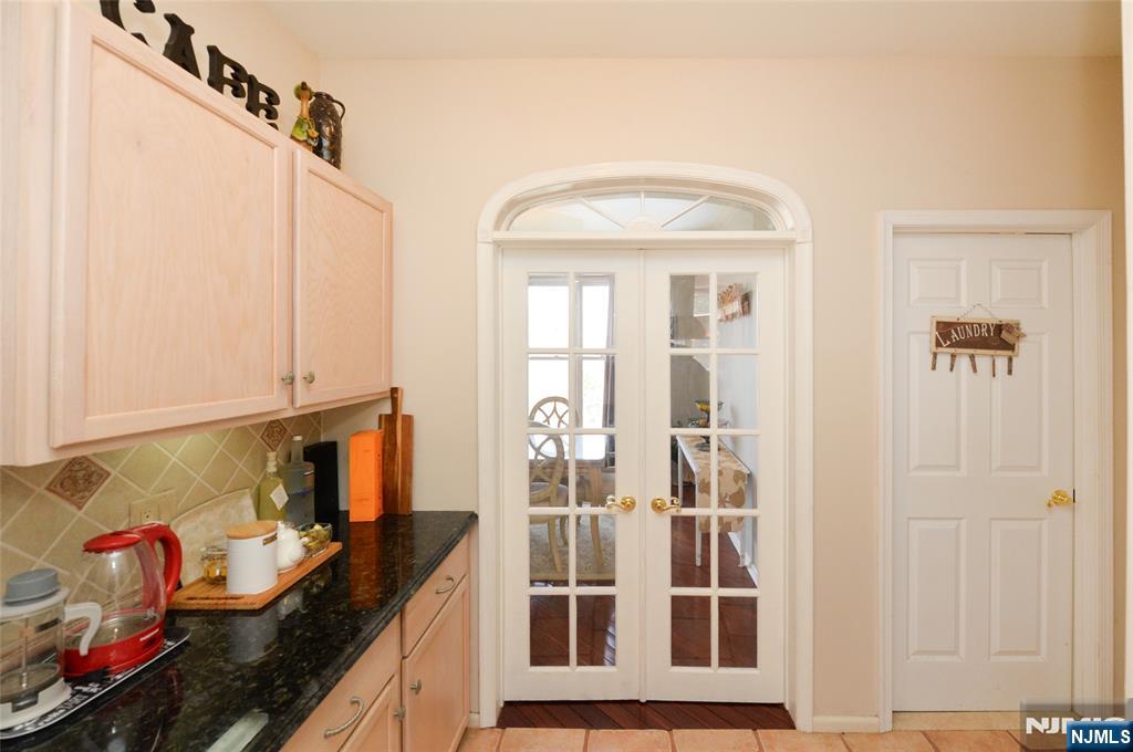 21 Split Rock Road North Haledon, NJ 07508 - Photo 17 of 27