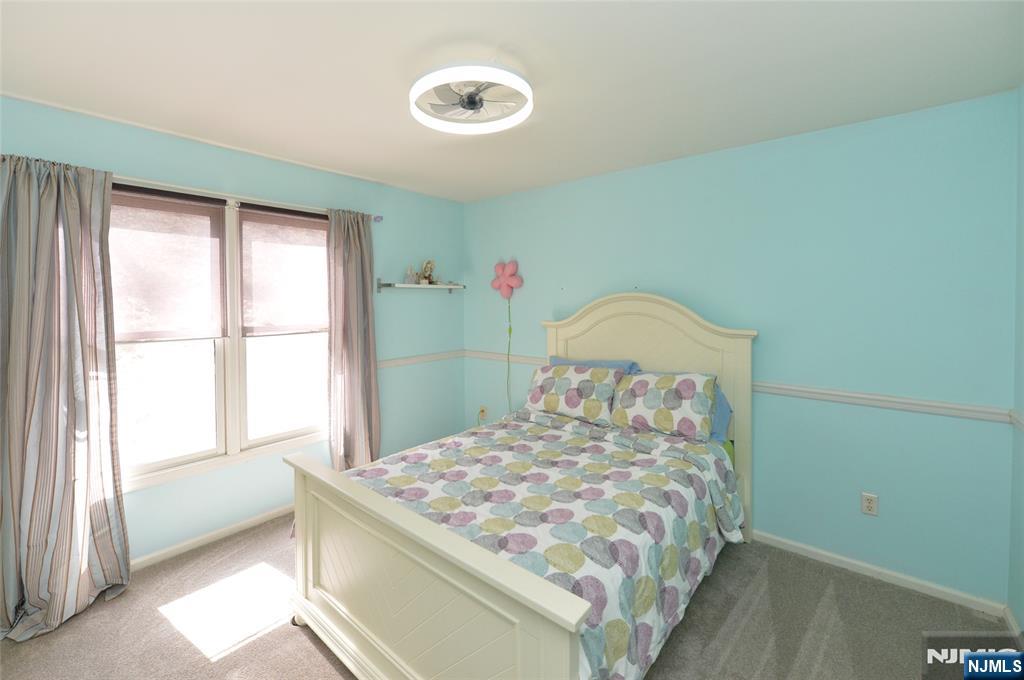 21 Split Rock Road North Haledon, NJ 07508 - Photo 25 of 27