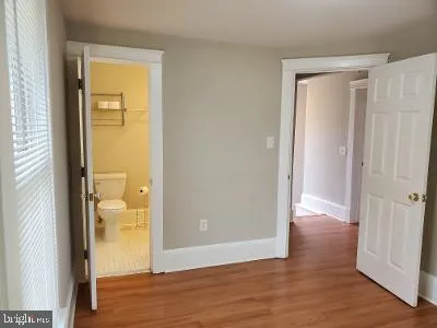 $3,900 | 2306 Commonwealth Avenue, Alexandria, VA 22301