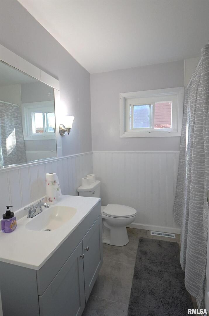 11 Ridge Road Centralia, IL 62801 - Photo 17 of 23