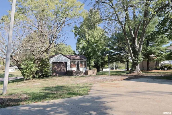 $145,000 | 11 Ridge Road, Centralia, IL 62801