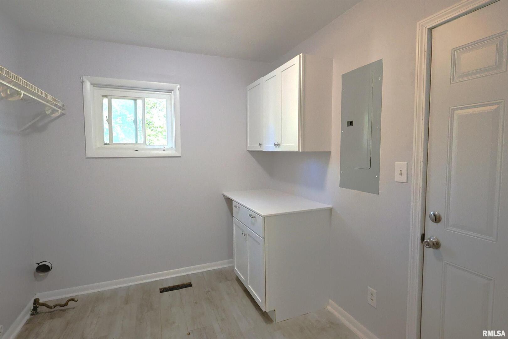 11 Ridge Road Centralia, IL 62801 - Photo 9 of 23