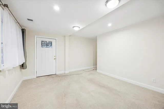 $1,750 | 6 Laurel Avenue, Wilmington, DE 19809