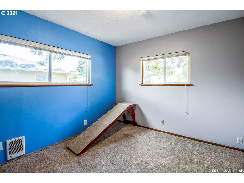 3550 Oregon Avenue Springfield, OR 97478 - Photo 23 of 30