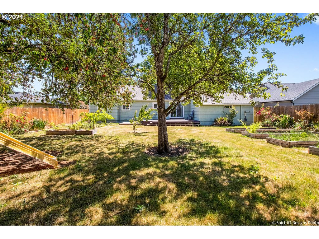 3550 Oregon Avenue Springfield, OR 97478 - Photo 28 of 30