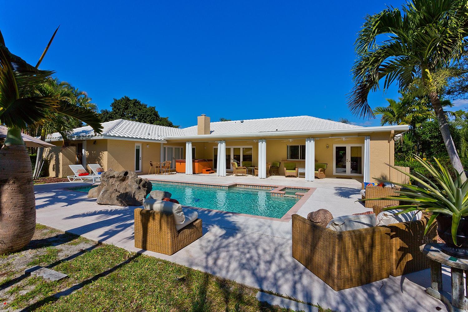 11376 Sundance Lane Boca Raton, FL 33428 - Photo 23 of 34 02_PoolArea
