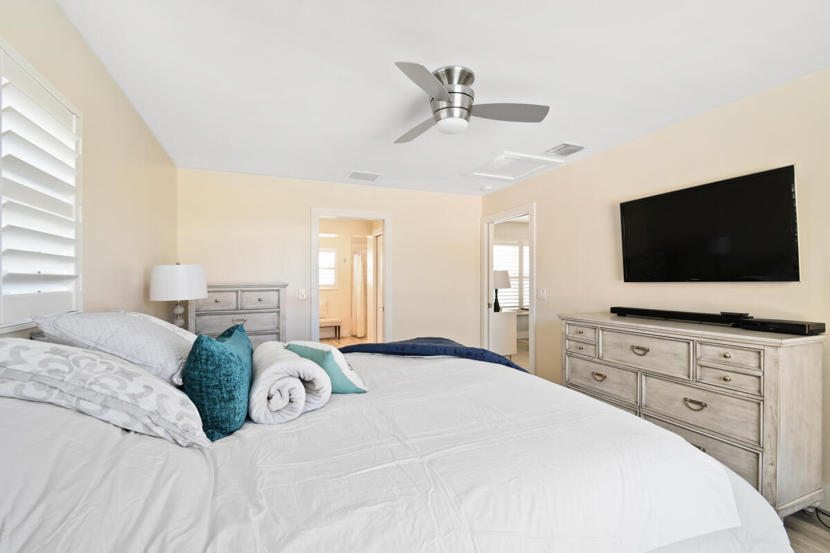 4835 Bimini Road Jupiter, FL 33469 - Photo 21 of 37 DSC_9051