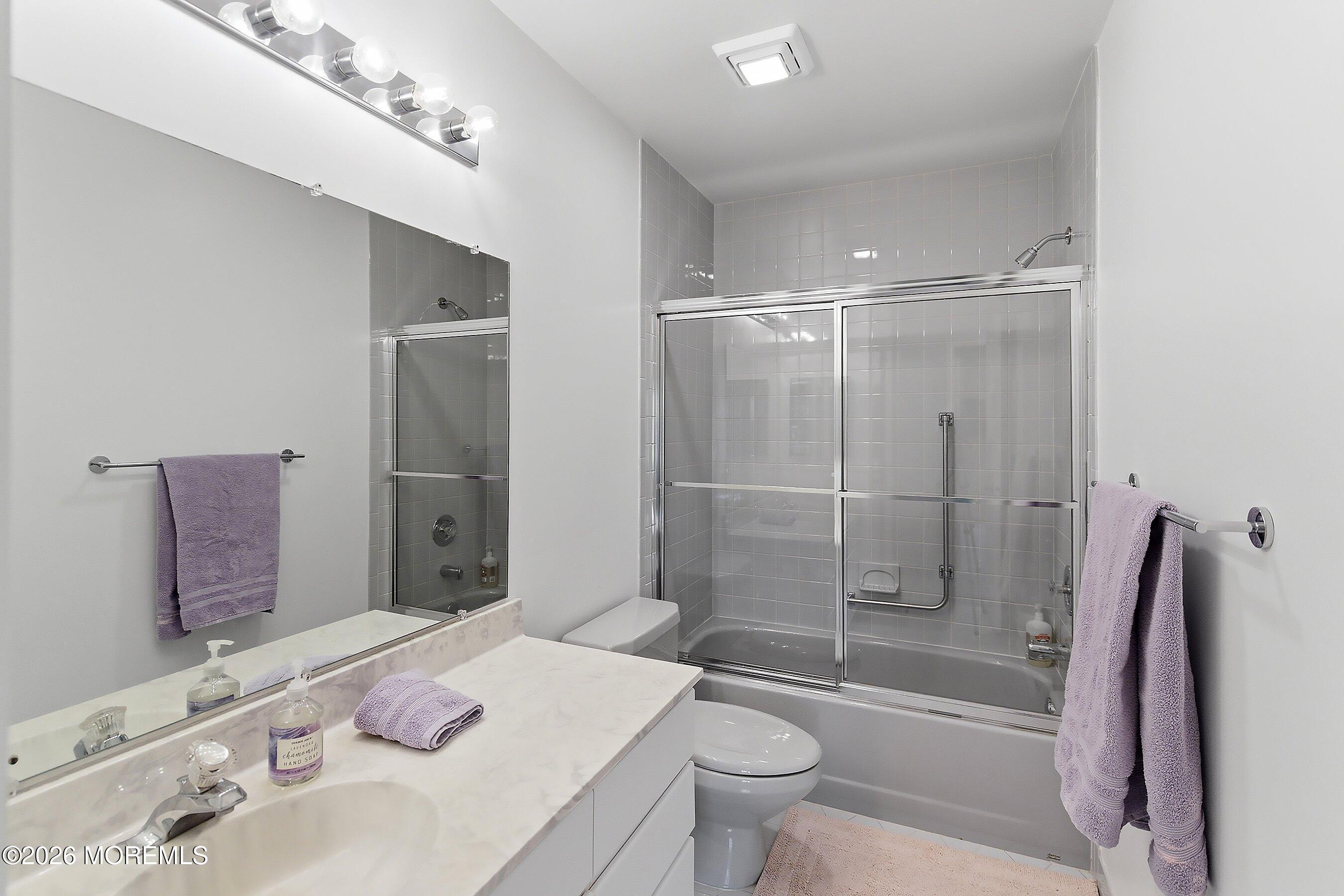 19 Ingram Drive Monroe Township, NJ 08831 - Photo 18 of 35 1000020027