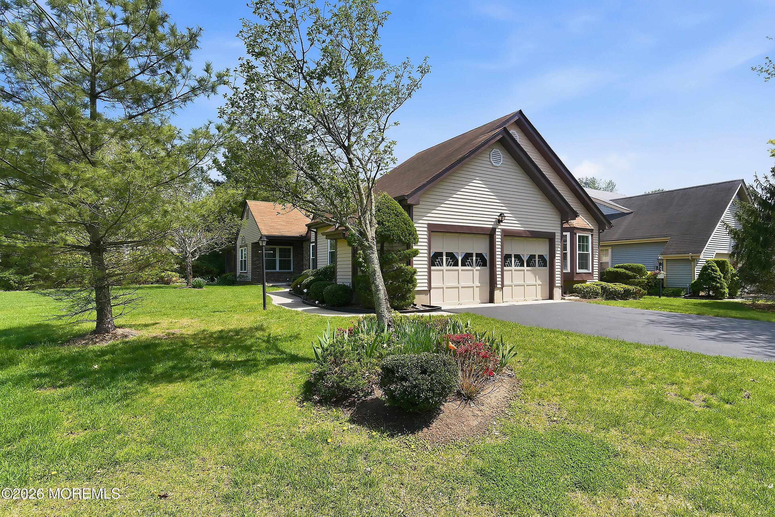 19 Ingram Drive Monroe Township, NJ 08831 - Photo 3 of 35 1000020007