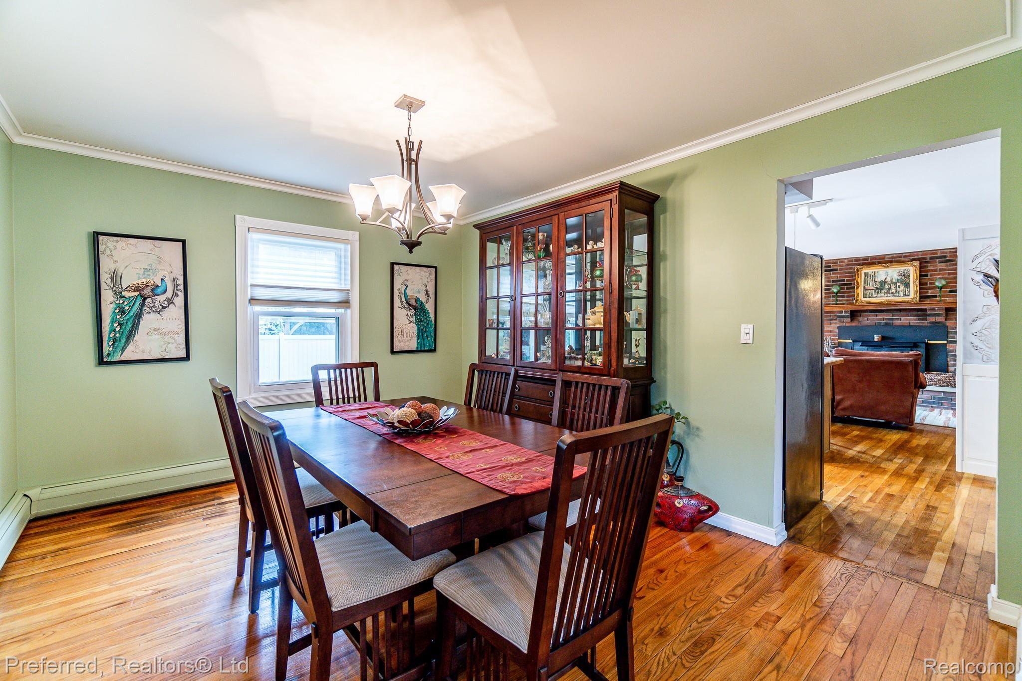 3196 West Maple Road Wixom, MI 48393 - Photo 7 of 37 -10.jpg