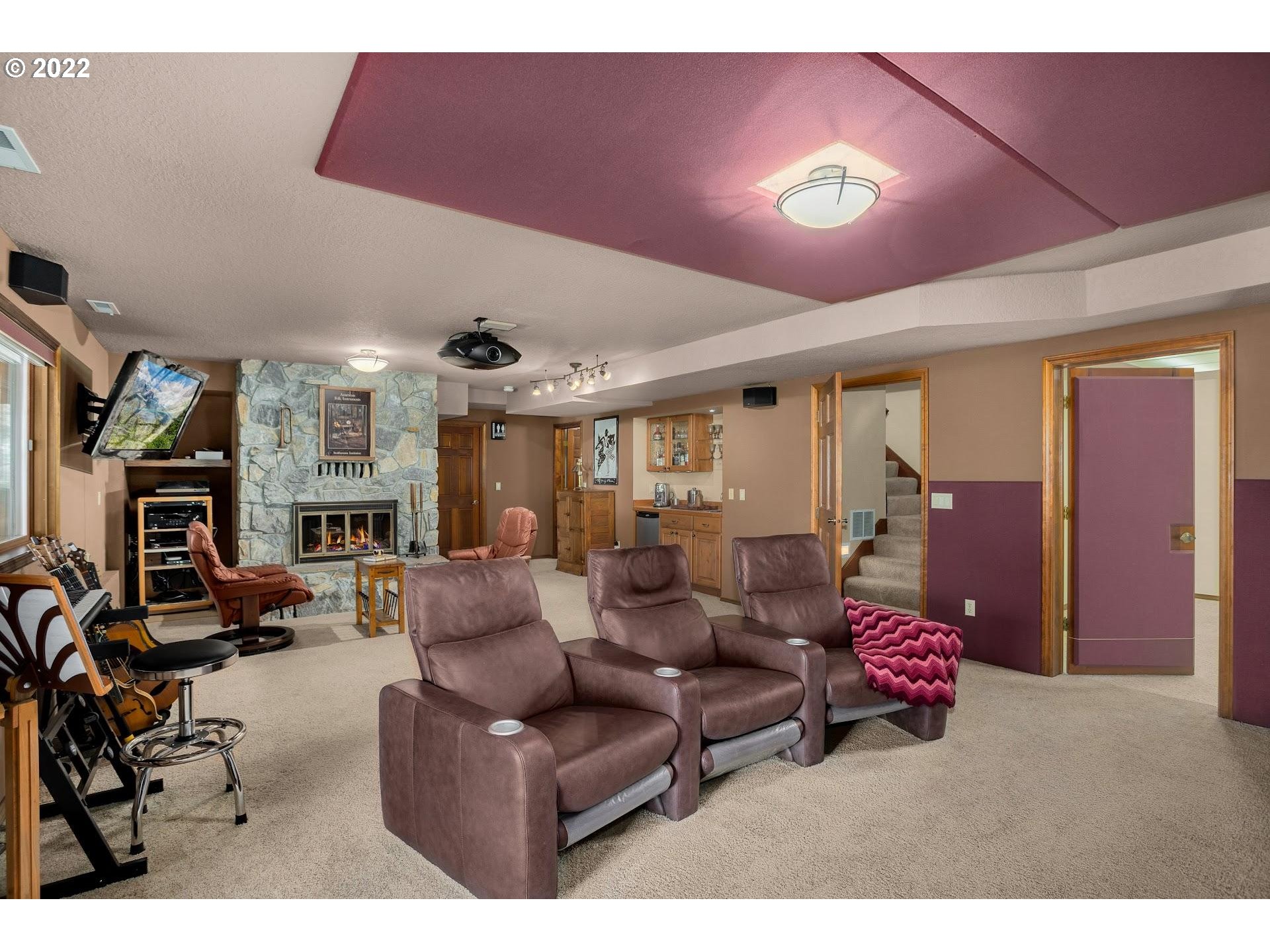 34405 Southwest Larkins Mill Road Hillsboro, OR 97123 - Photo 20 of 32 Bonus Room