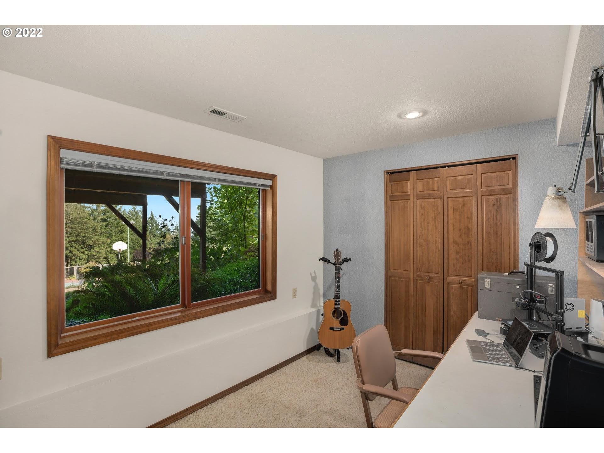 34405 Southwest Larkins Mill Road Hillsboro, OR 97123 - Photo 21 of 32 Bonus Room