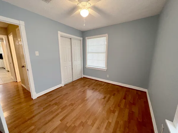 $1,695 | 2703 Thomas Avenue, Pasadena, TX 77506