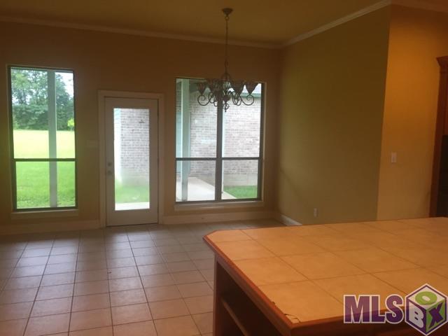 6071 Wicker Ridge Court Slaughter, LA 70777 - Photo 11 of 15 Kitchen
