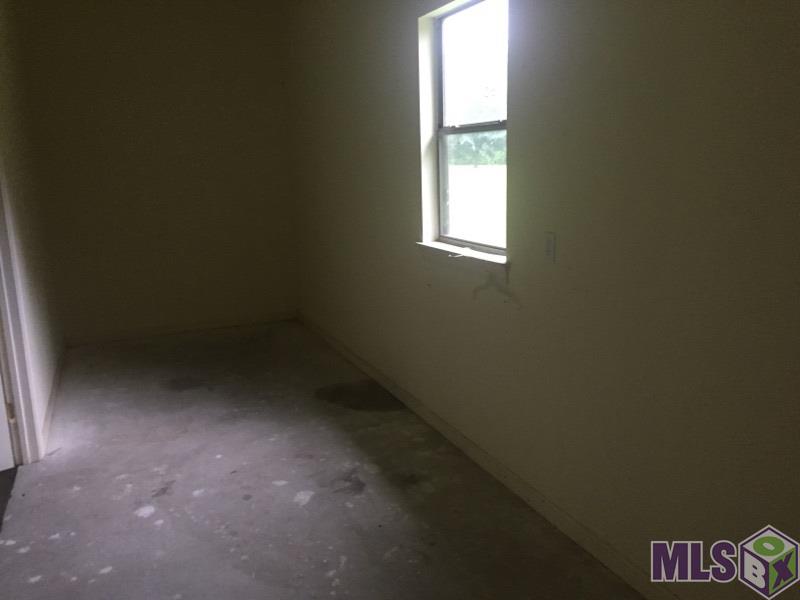 6071 Wicker Ridge Court Slaughter, LA 70777 - Photo 15 of 15 Garage Storage