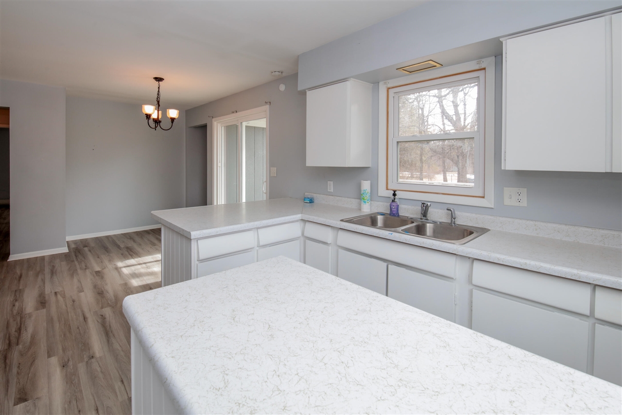 6184 Morgan Road Battle Creek, MI 49017 - Photo 6 of 22 Gallery Image 6