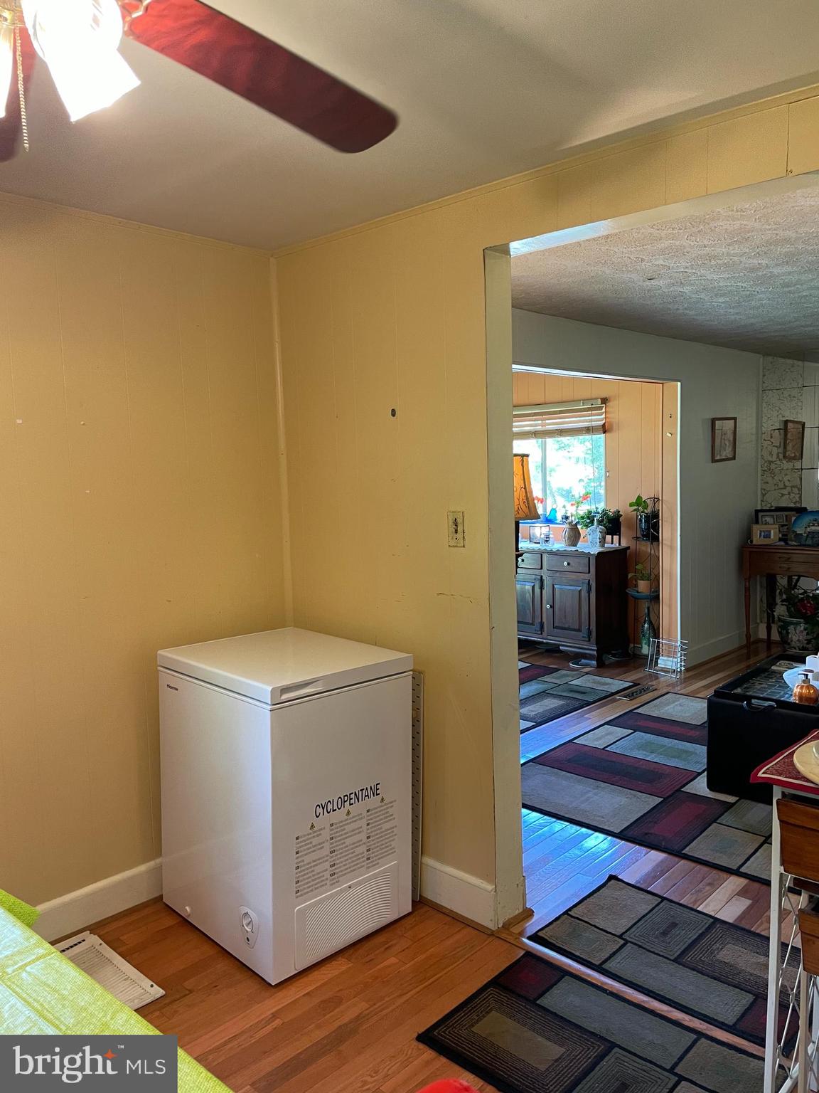 225 Mason Road Prince Frederick, MD 20678 - Photo 10 of 23 Corner of the Dining Room /view of Livingroom