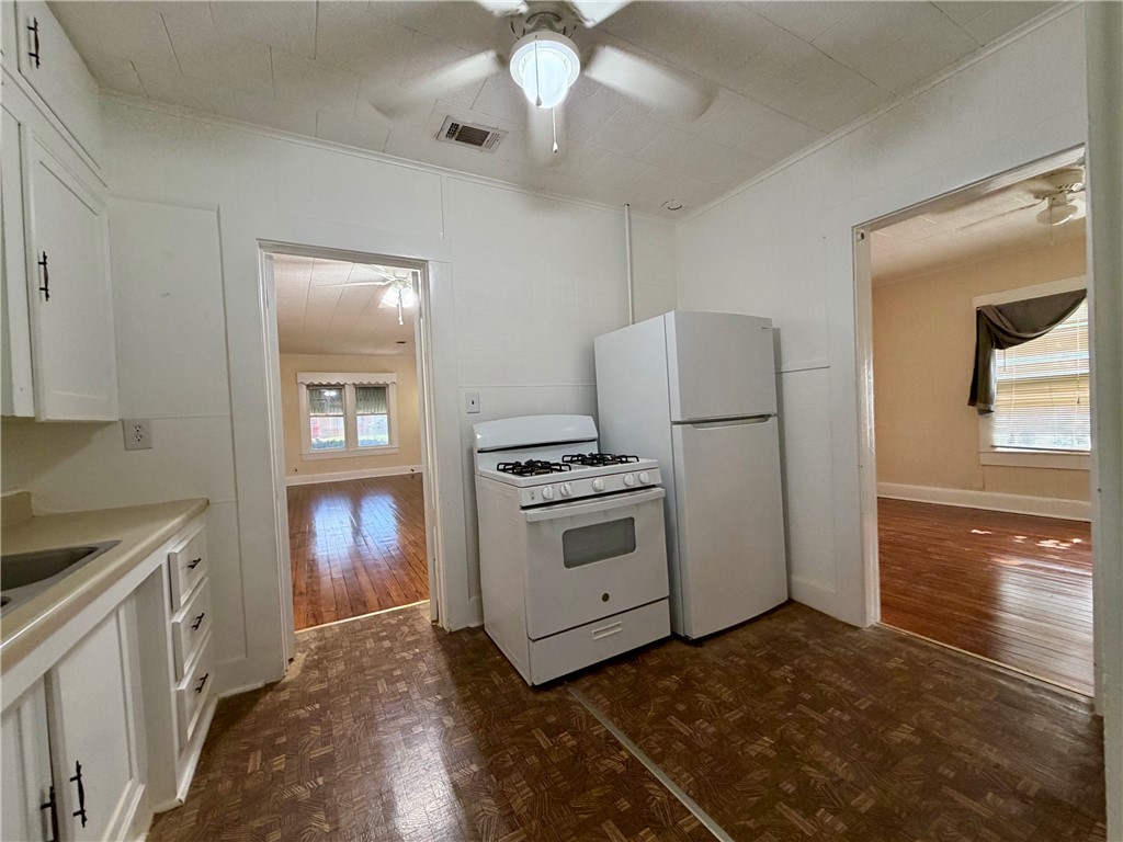 1515 Boone Street Bryan, TX 77803 - Photo 5 of 16