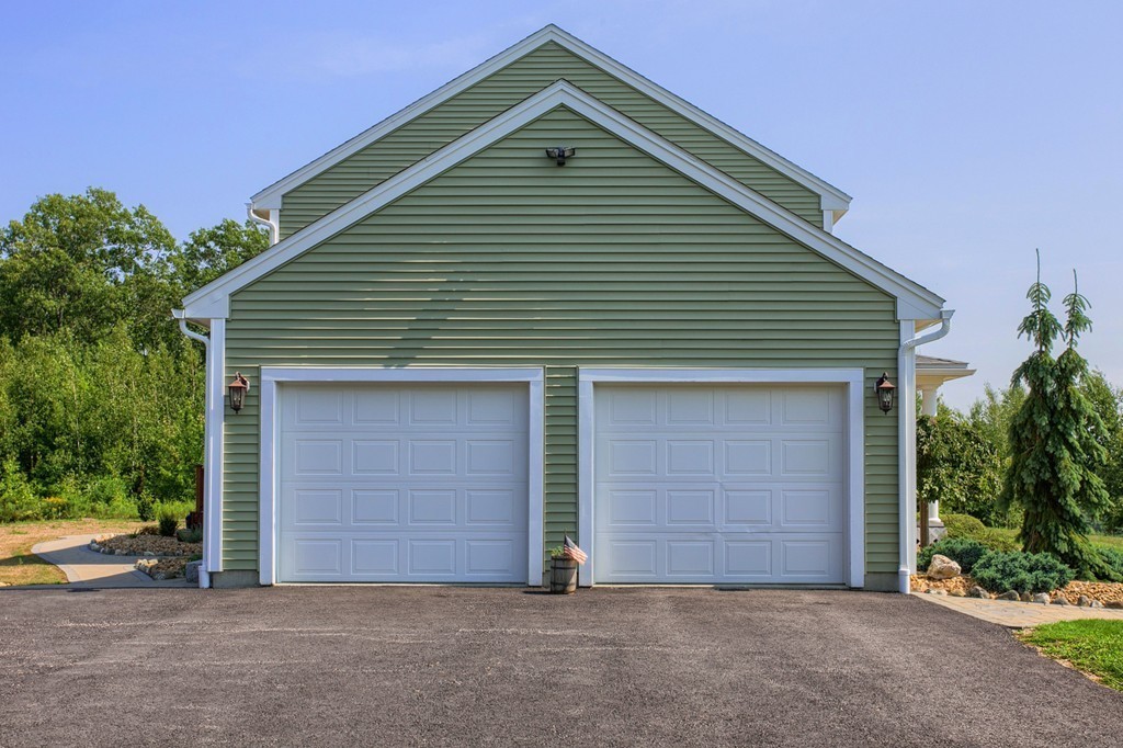 25 Carriage Hill Road Wilton, NH 03086 - Photo 2 of 29 Gallery Image 2
