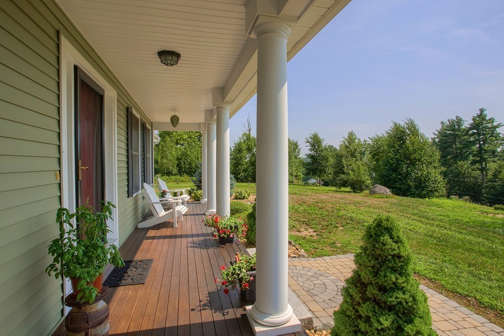 25 Carriage Hill Road Wilton, NH 03086 - Photo 4 of 29 Gallery Image 4