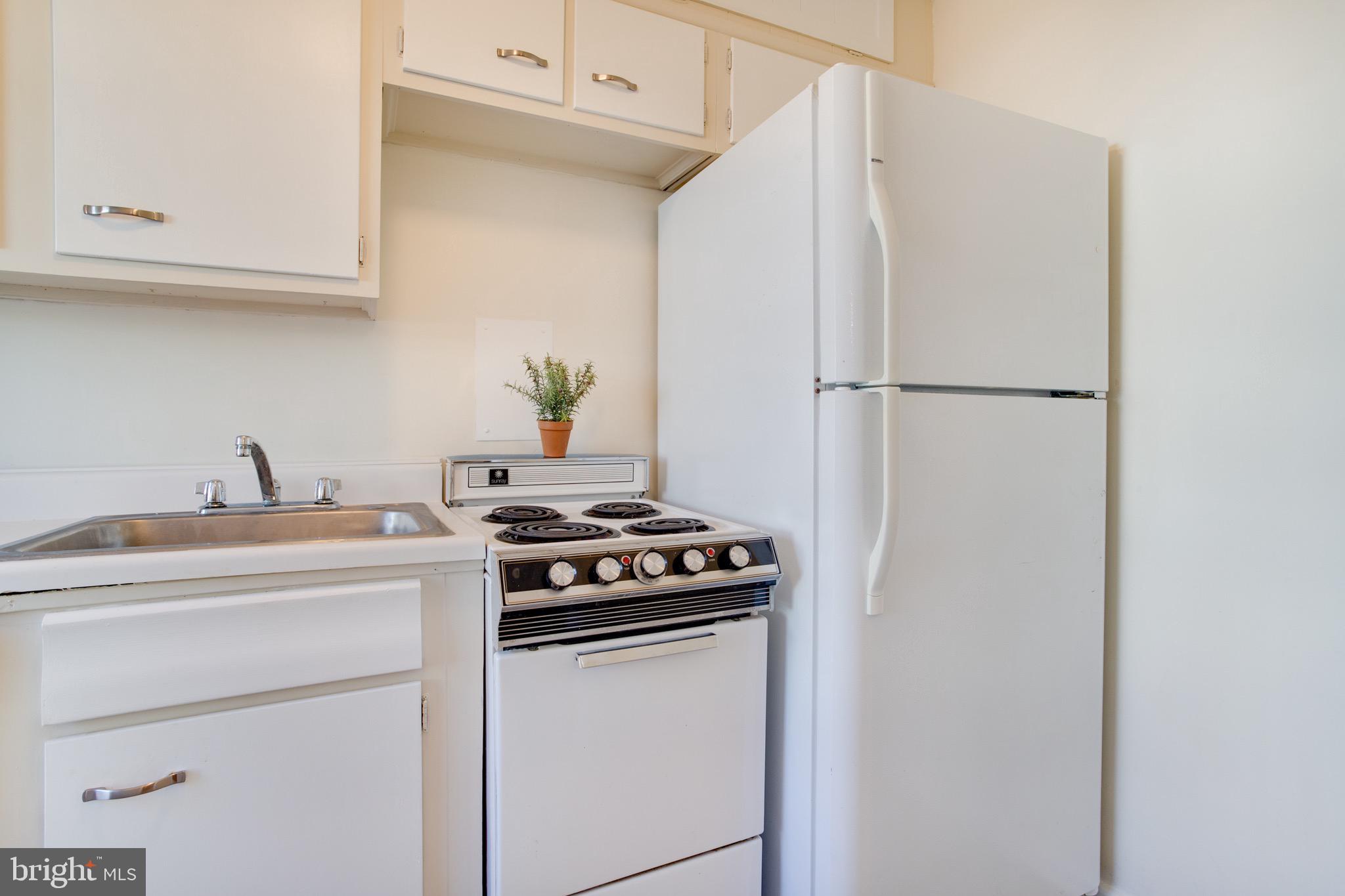 11 Laurel Hill Road Greenbelt, MD 20770 - Photo 11 of 25