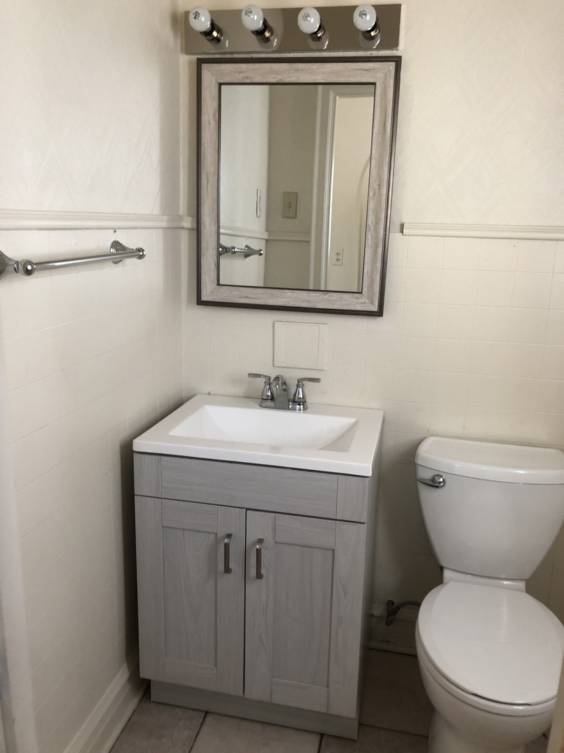 2054 Cedar Road Homewood, IL 60430 - Photo 6 of 36