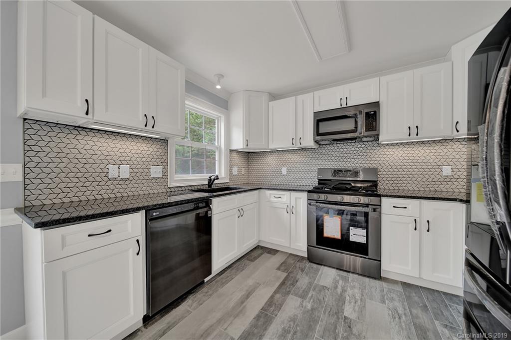 1530 Glasscock Road Rock Hill, SC 29730 - Photo 7 of 27 Gallery Image 7