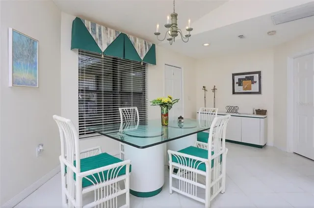 $2,105 | 226 Southampton Lane, Unit 257, Venice, FL 34293