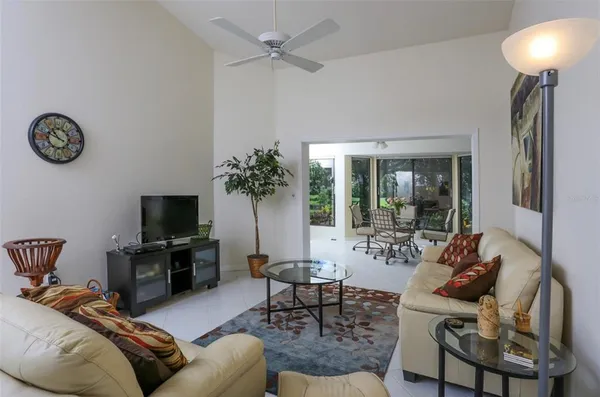 $2,105 | 226 Southampton Lane, Unit 257, Venice, FL 34293